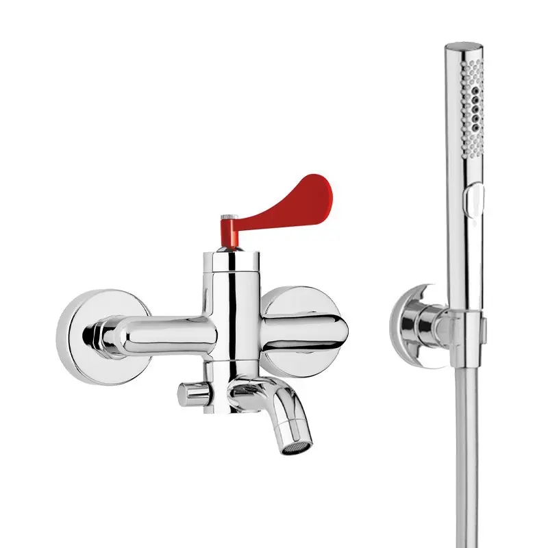 Mitigeur bain extérieur avec manette rouge avec inverseur et flexible Mamoli Paola&TheBathroom 1945PG110C21