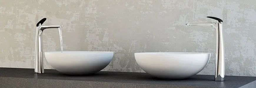 Robinets de lavabo avec le bassin
