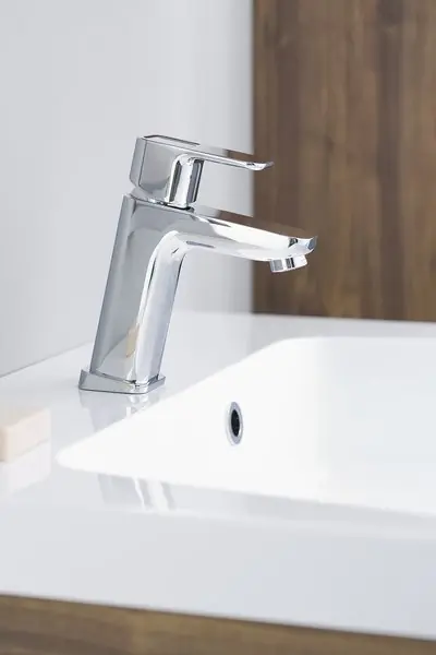 10° Mitigeur de lavabo 170 mm, Chrome (X070061)